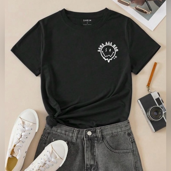 NWOT-bomb ass mom tee - Picture 2 of 6